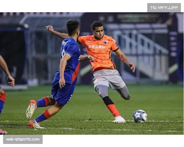 EHF欧洲杯：戈茹夫客场小负，但仍凭借首回合优势晋级四强。